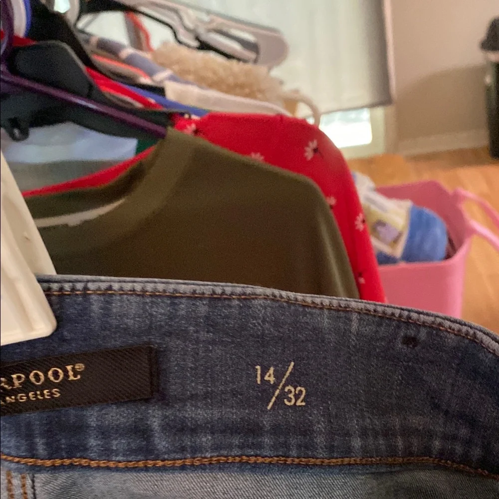 Classic Blue Women's Jeans - Picture 4 of 5